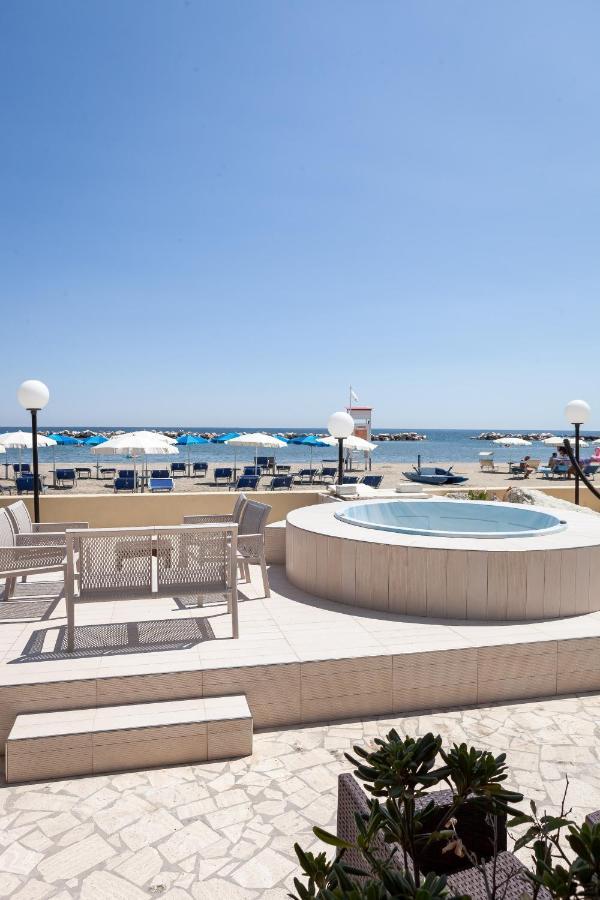 Hotel Primavera Sul Mare Lido Di Savio Exterior foto